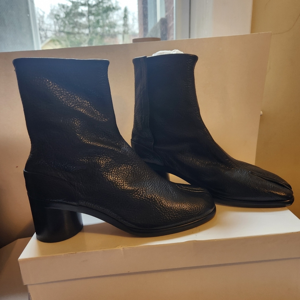 Maison Martin Margiela tabi boots size 41 in EUC with original box - Picture 2 of 8